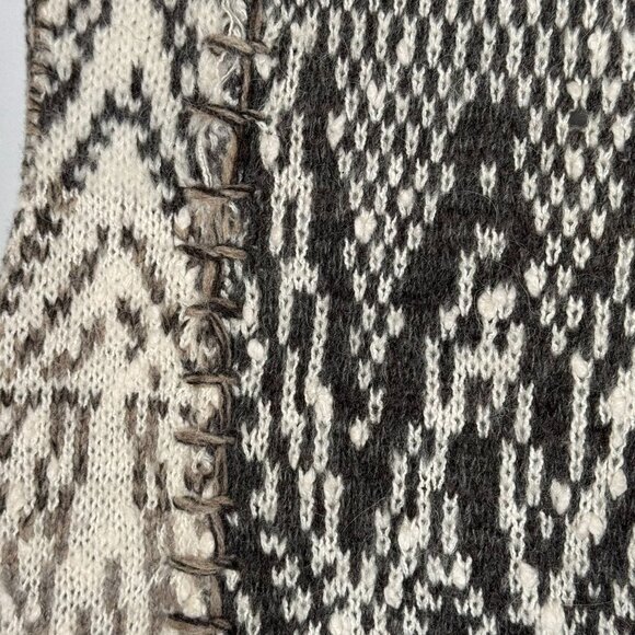 Free People Open Front Sleeveless Fringe Hem Vest Sweater Top Boho Bohemian O/S - Picture 13 of 13